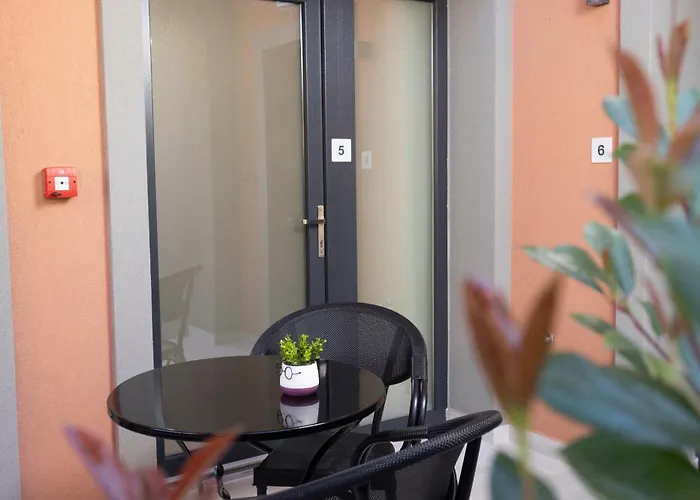 Ionas 5 尼尔斯吉尼