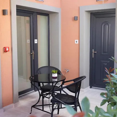 Ionas 5 * Nea Skioni